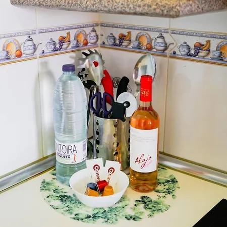 דירה Bright & Quiet 2br Flat W/ Large Terrace & Pool