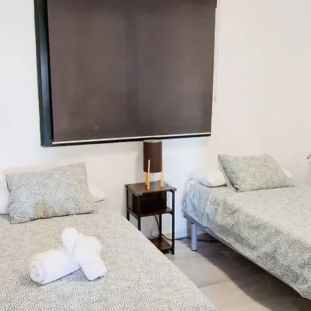 Bright & Quiet 2br Flat W/ Large Terrace & Pool דירה *