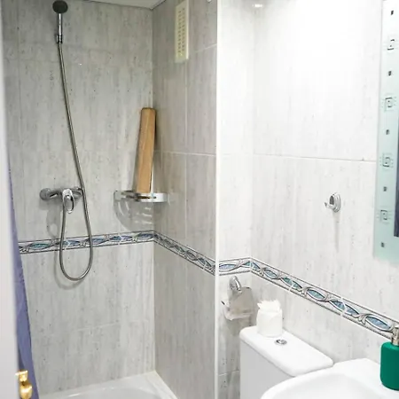 דירה Bright & Quiet 2br Flat W/ Large Terrace & Pool *