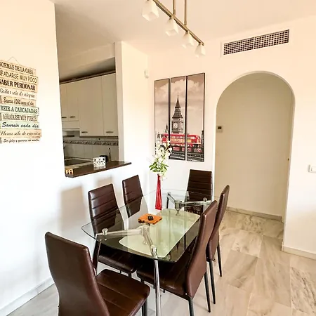Casa Diamante: Sunny 2br/2ba In Lejlighed